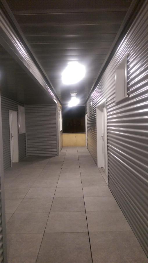 卡巴尼斯 埃尔拉克德纳瓦雷特宾馆酒店 外观 照片
